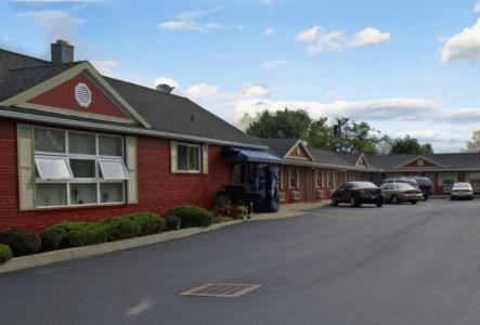 Boulevard Inn Amherst Exterior photo